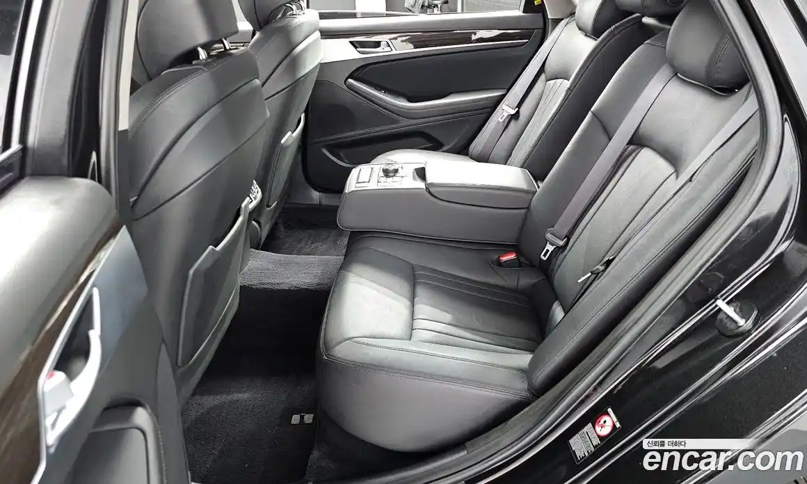 Genesis G80 2019 3.3 Автомат в Москве № 22869, фото 16