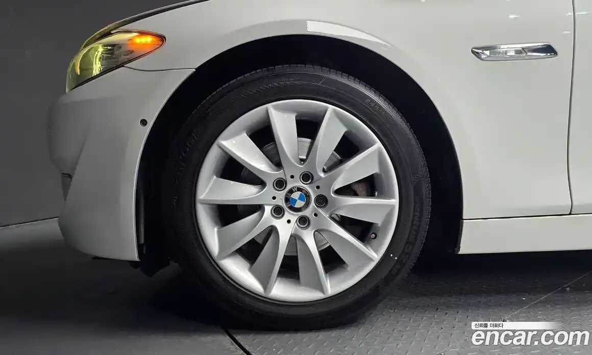 BMW 5-Series 2013 2.0 Автомат в Москве № 229144, фото 19