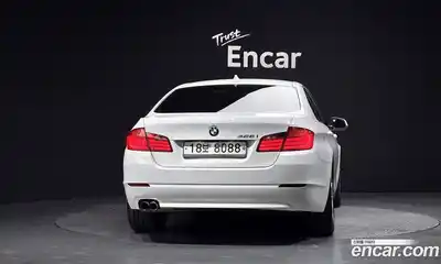 BMW 5-Series 2013 2.0 Автомат в Москве № 229144, миниатюра 2