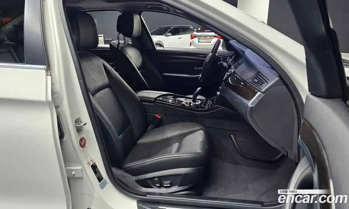 BMW 5-Series 2013 2.0 Автомат в Москве № 229144, фото 6