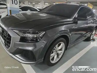 Audi Q8 2023 3.0 Автомат в Москве № 230303, миниатюра 2