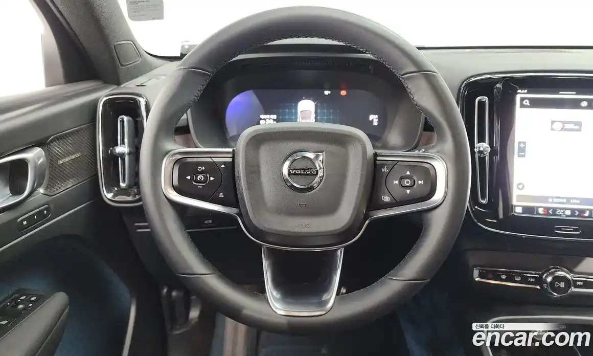 Volvo C40 2023 0.2 Автомат в Москве № 230522, фото 13