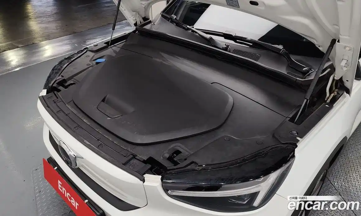 Volvo C40 2023 0.2 Автомат в Москве № 230522, фото 6