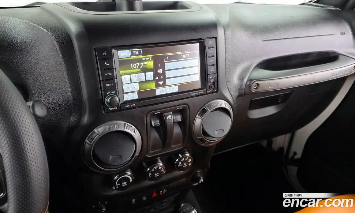 Jeep Wrangler 2017 3.6 Автомат в Москве № 232558, фото 12