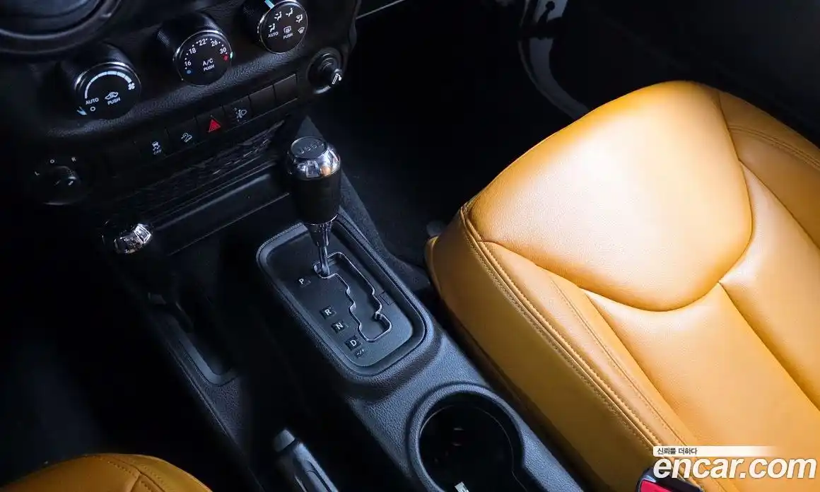 Jeep Wrangler 2017 3.6 Автомат в Москве № 232558, фото 4