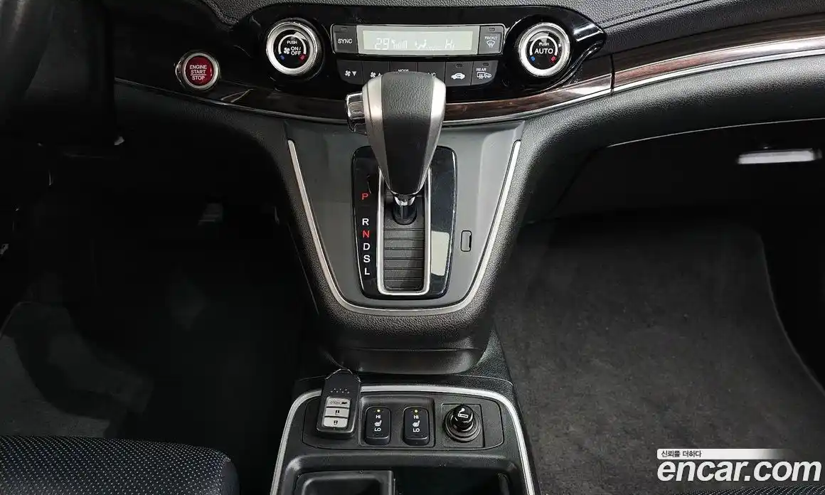 Honda CR-V 2015 2.4 Автомат в Москве № 232885, фото 9