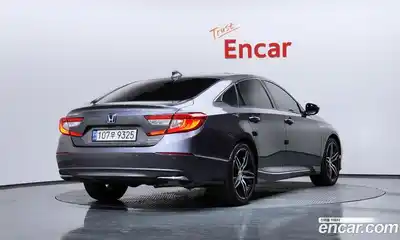 Honda Accord 2021 2.0 Автомат в Москве № 232937, миниатюра 2