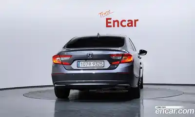 Honda Accord 2021 2.0 Автомат в Москве № 232937, миниатюра 4