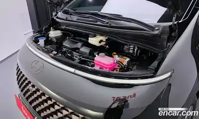 Hyundai Staria 2025 1.6 Автомат в Москве № 244270, миниатюра 3