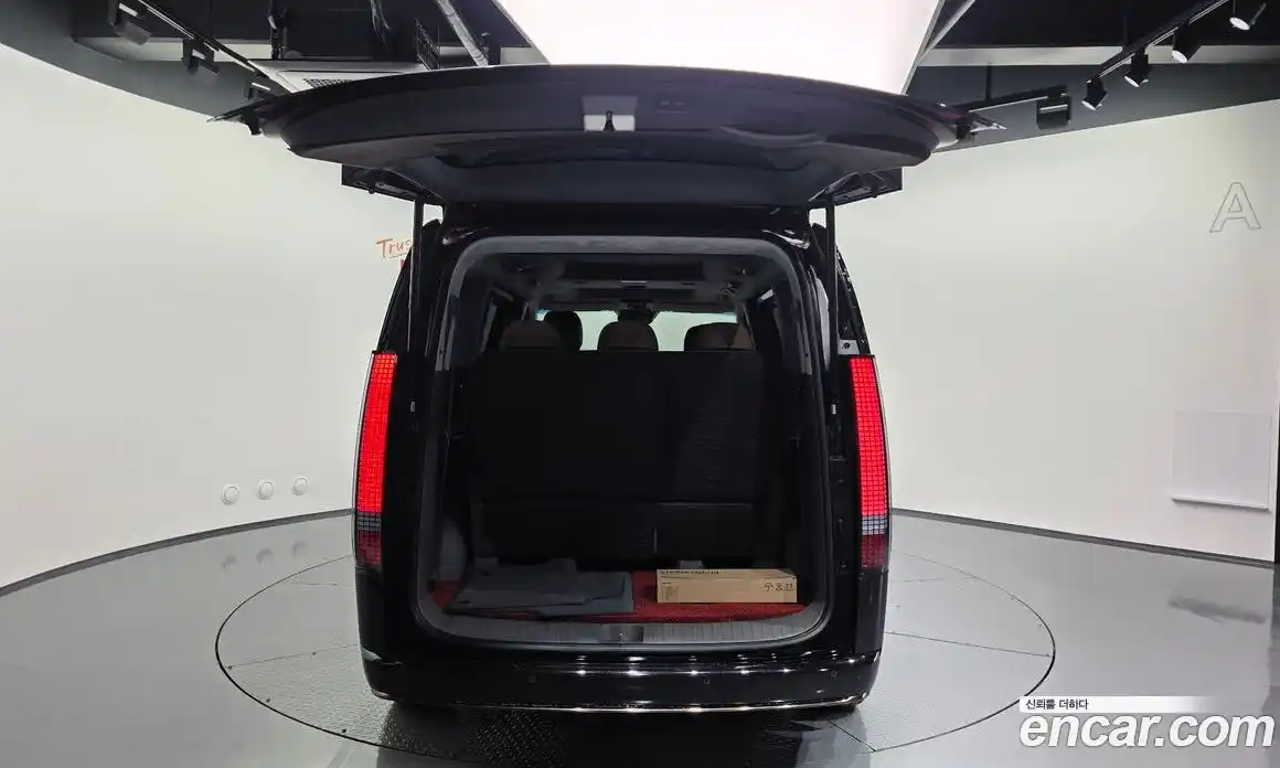 Hyundai Staria 2025 1.6 Автомат в Москве № 244270, фото 4