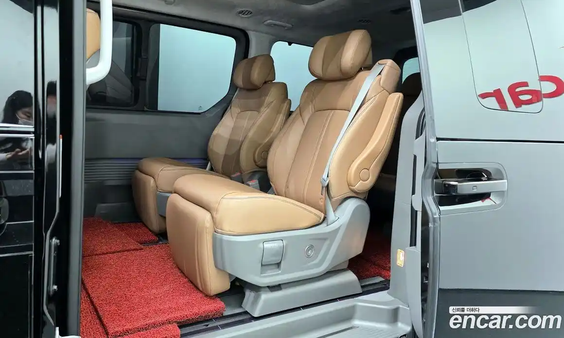 Hyundai Staria 2025 1.6 Автомат в Москве № 244270, фото 10