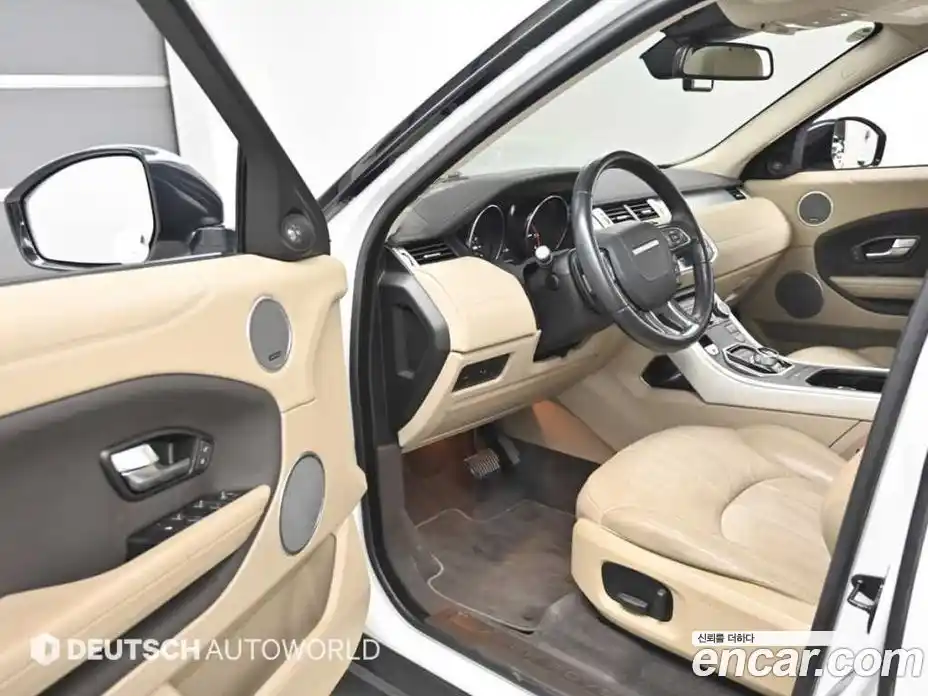 Land Rover Range-Rover Evoque 2016 2.0 Автомат в Москве № 252940, фото 11