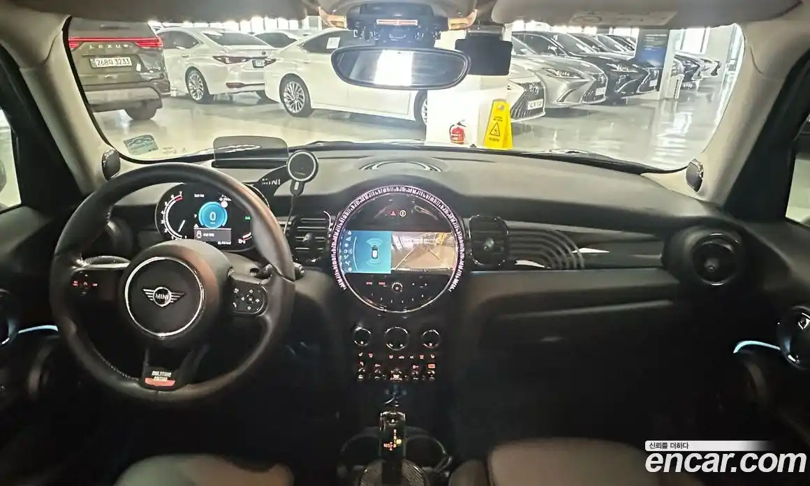 Mini Cooper 2023 2.0 Автомат в Москве № 253134, фото 7