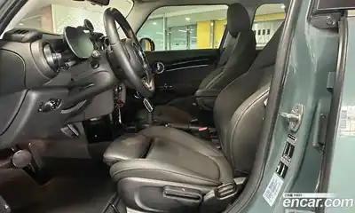 Mini Cooper 2023 2.0 Автомат в Москве № 253134, миниатюра 10