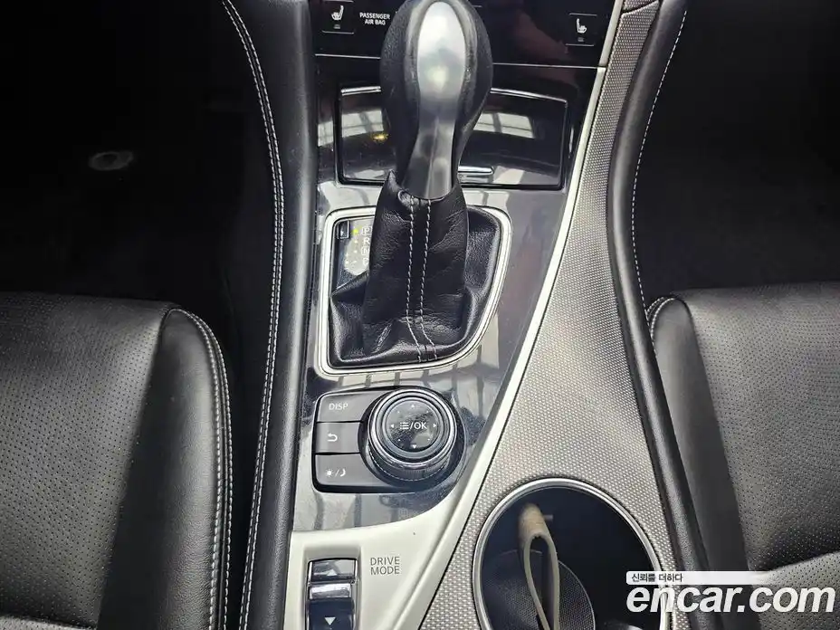 Infiniti Q50 2015 2.1 Автомат в Москве № 258783, фото 13