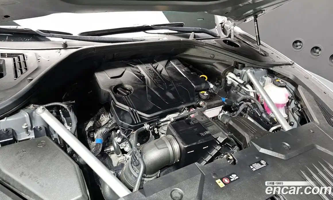 Genesis GV70 2024 2.5 Автомат в Москве № 25950, фото 13