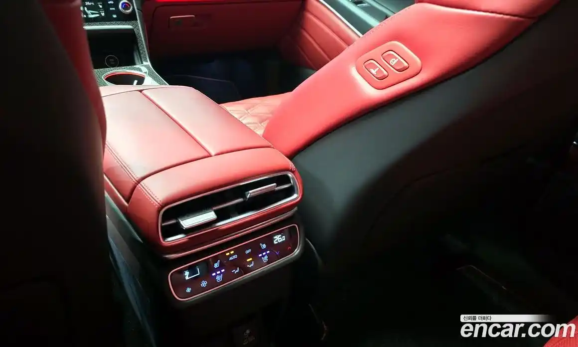 Genesis GV80 2024 2.5 Автомат в Москве № 25964, фото 8