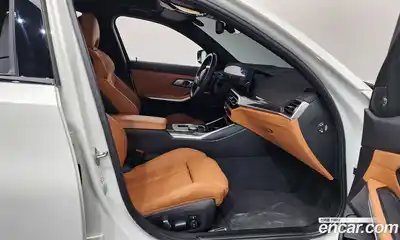 BMW 3-Series 2023 3.0 Автомат в Москве № 268307, миниатюра 11