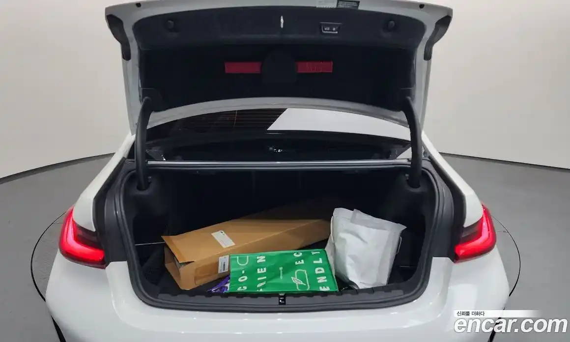 BMW 3-Series 2023 3.0 Автомат в Москве № 268307, фото 4