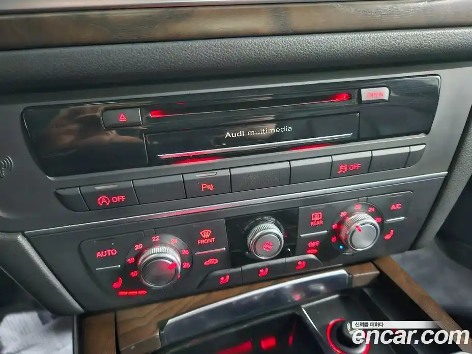 Audi A6 2015 2.0 Автомат в Москве № 268902, фото 16