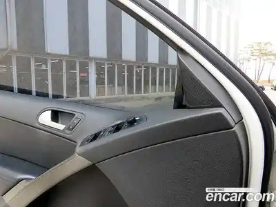 Volkswagen Tiguan 2008 2.0 Автомат в Москве № 272623, миниатюра 11