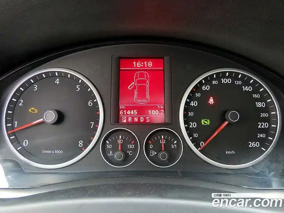 Volkswagen Tiguan 2008 2.0 Автомат в Москве № 272623, фото 9