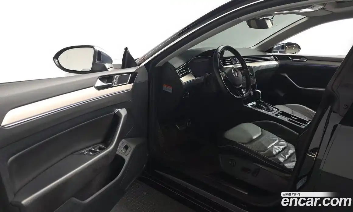 Volkswagen Arteon 2019 2.0 Автомат в Москве № 276498, фото 11