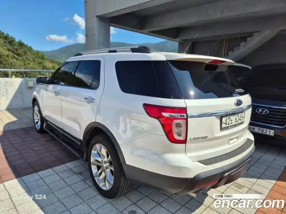 Ford Explorer 2014 3.5 Автомат в Москве № 282143, фото 4
