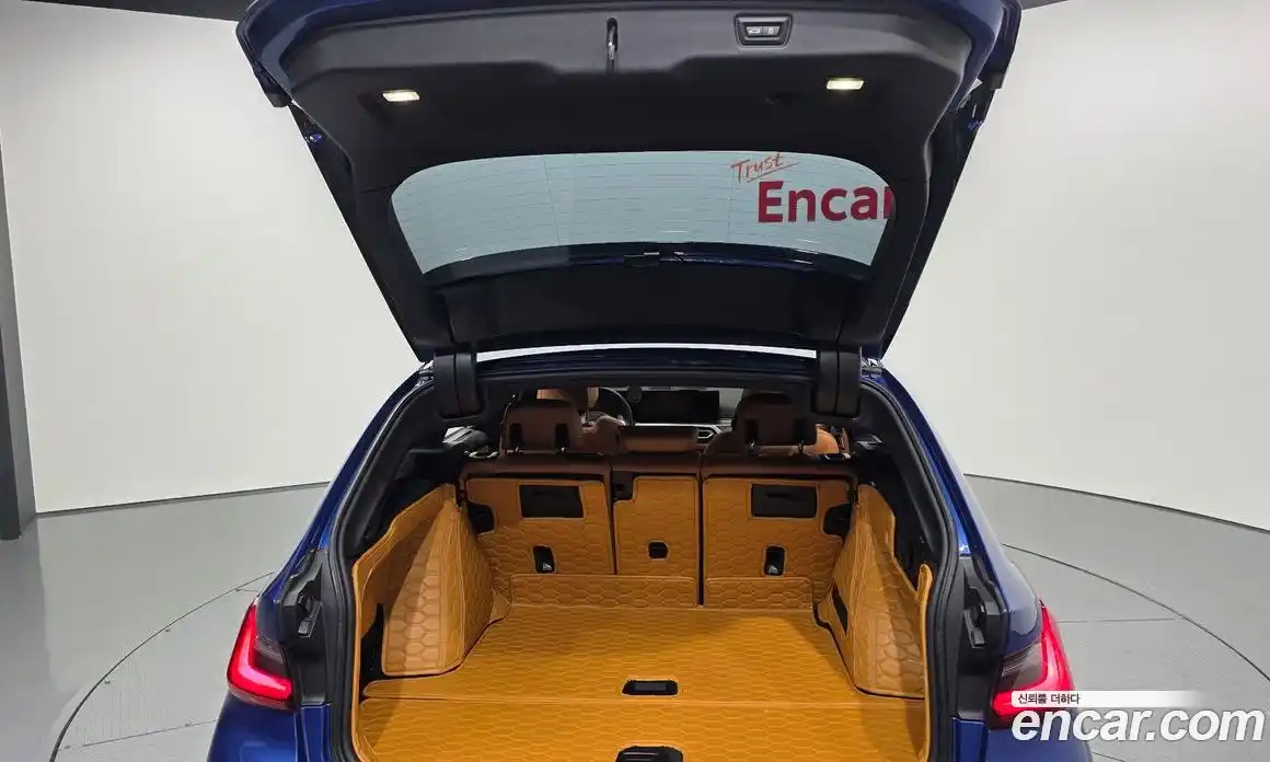 BMW 3-Series 2023 2.0 Автомат в Москве № 282771, фото 9