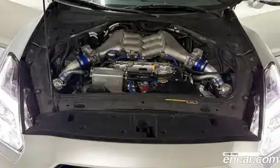 Nissan GT-R 2010 3.8 Автомат в Москве № 285015, миниатюра 6