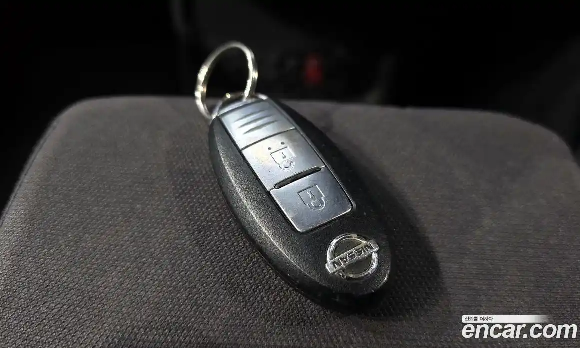 Nissan Cube 2008 1.5 Автомат в Москве № 285043, фото 19