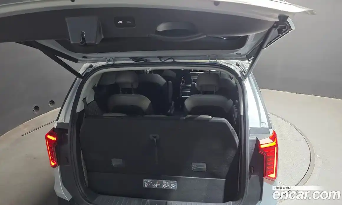 Kia Canival 2024 1.6 Автомат в Москве № 287905, фото 15