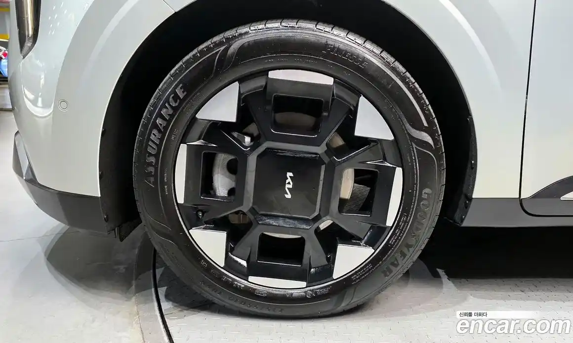 Kia Canival 2024 1.6 Автомат в Москве № 287905, фото 16