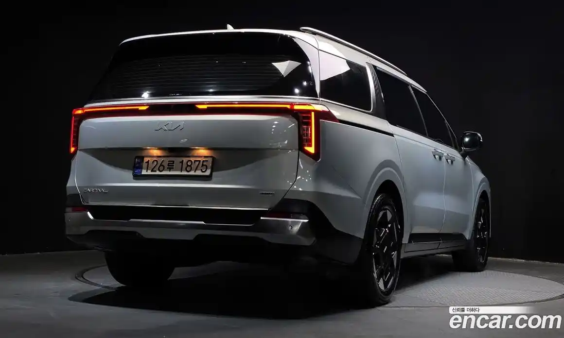 Kia Canival 2024 1.6 Автомат в Москве № 287905, фото 19