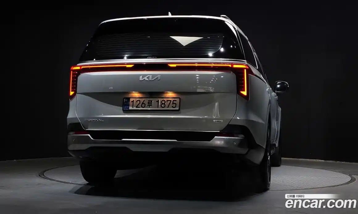 Kia Canival 2024 1.6 Автомат в Москве № 287905, фото 20