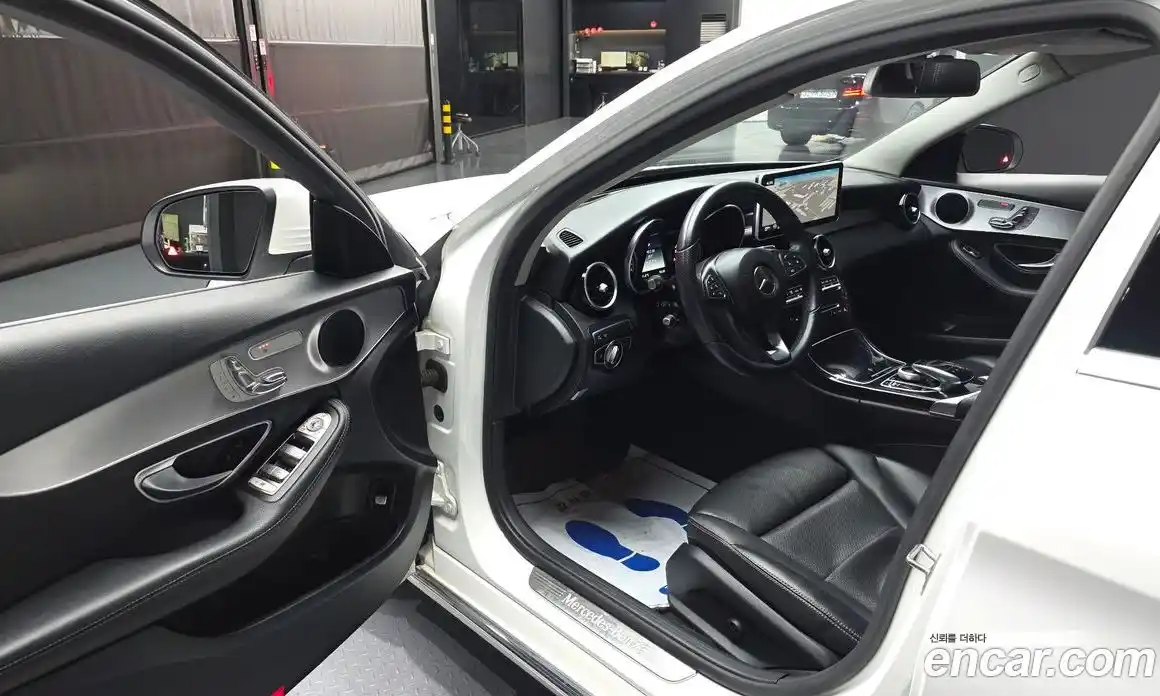 Mercedes-Benz C-Class 2017 2.1 Автомат в Москве № 292114, фото 13