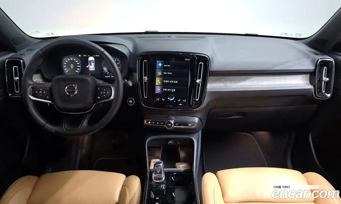Volvo XC40 2019 2.0 Автомат в Москве № 293787, фото 13