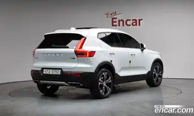 Volvo XC40 2019 2.0 Автомат в Москве № 293787, миниатюра 3