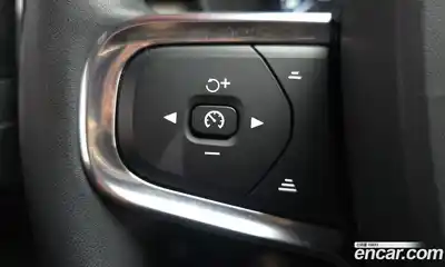 Volvo XC40 2019 2.0 Автомат в Москве № 293787, миниатюра 5