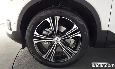 Volvo XC40 2019 2.0 Автомат в Москве № 293787, миниатюра 9