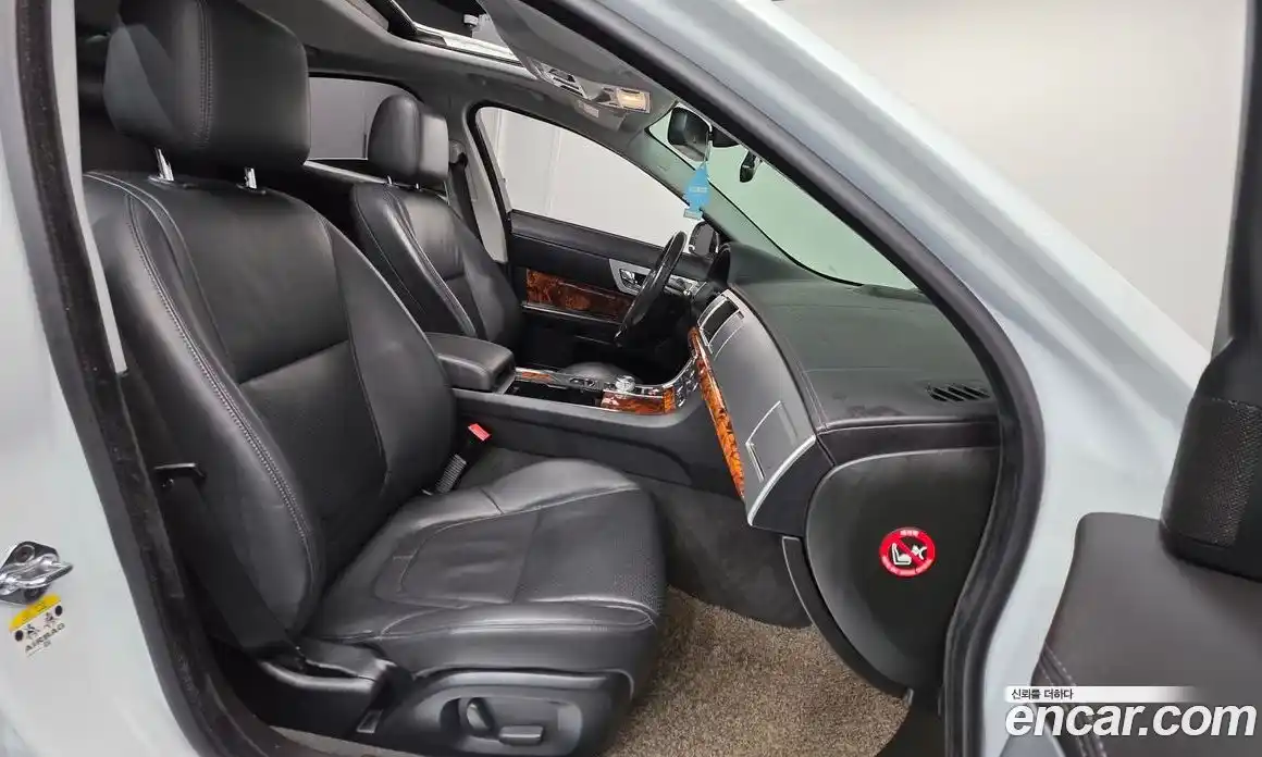 Jaguar XF 2013 3.0 Автомат в Москве № 305140, фото 3