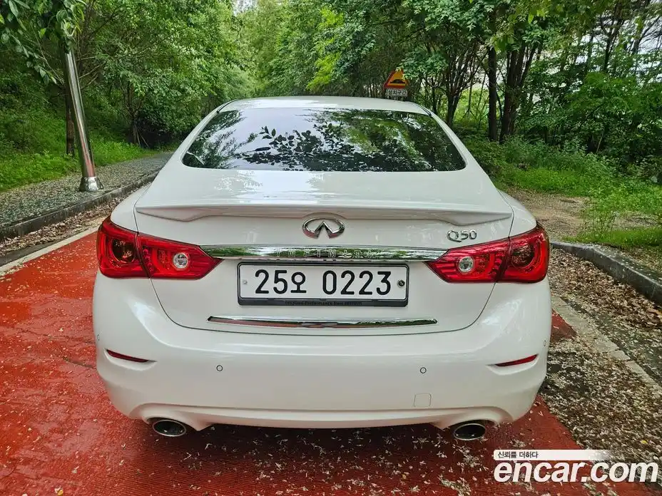 Infiniti Q50 2016 2.1 Автомат в Москве № 305577, фото 4