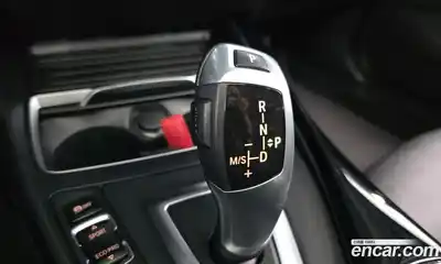 BMW 1-Series 2019 2.0 Автомат в Москве № 305613, миниатюра 9