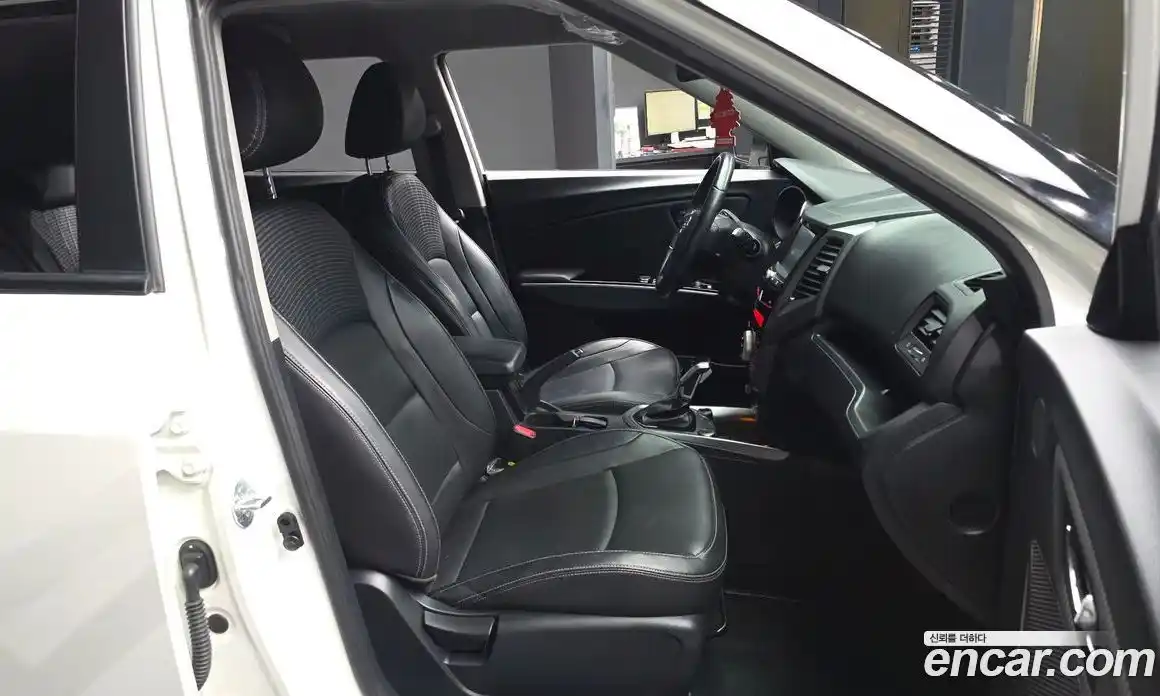 SsangYong TIBOLI 2019 1.6 Автомат в Москве № 310085, фото 15