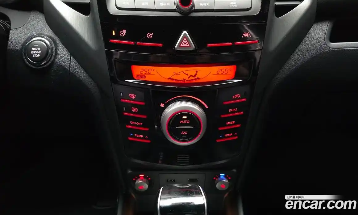 SsangYong TIBOLI 2019 1.6 Автомат в Москве № 310085, фото 20