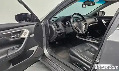 Nissan Altima 2016 2.5 Автомат в Москве № 313696, миниатюра 10