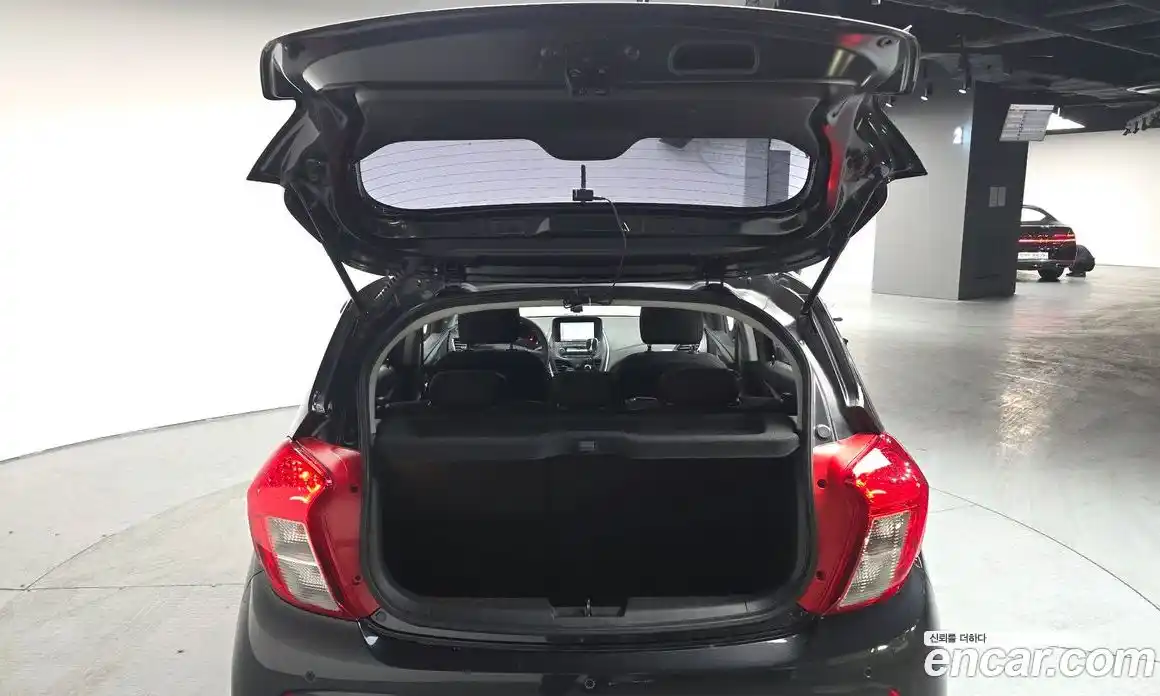 Chevrolet Spark 2016 1.0 Автомат в Москве № 314275, фото 9