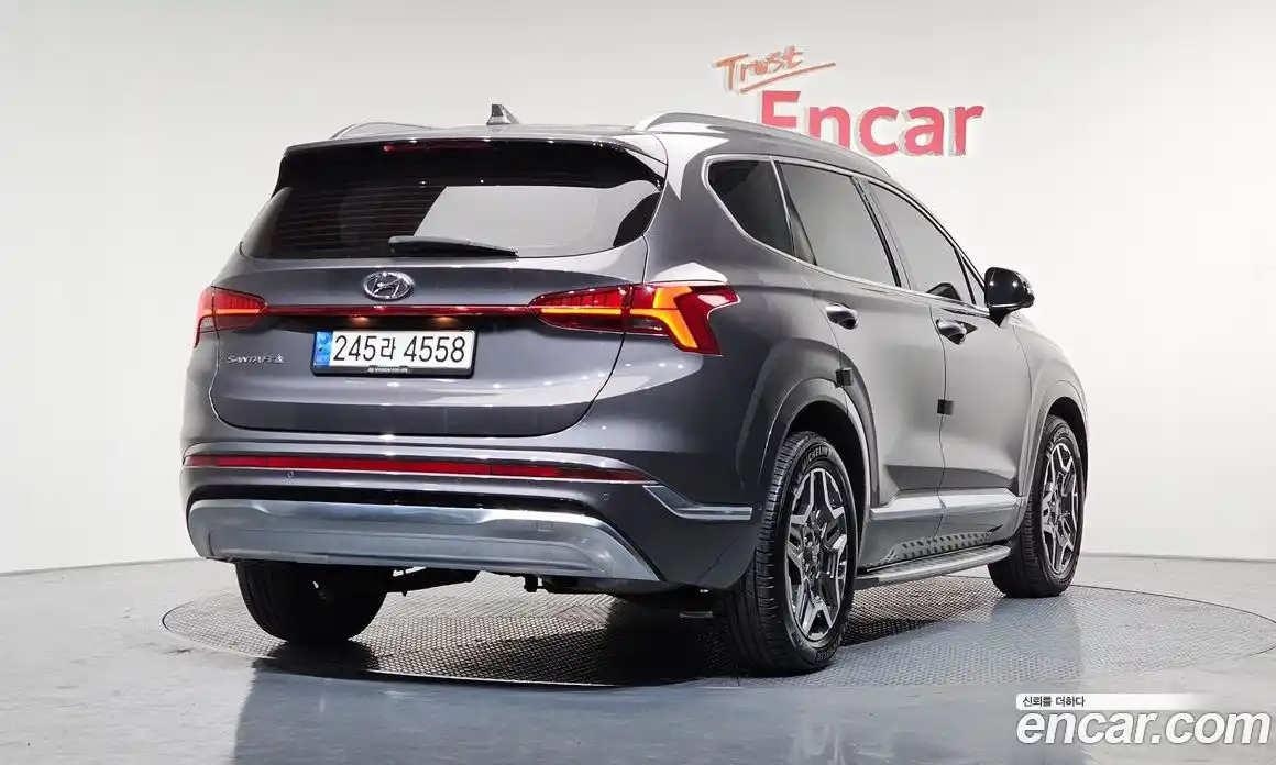 Hyundai Santa Fe 2022 1.6 Автомат в Москве № 3165, фото 13