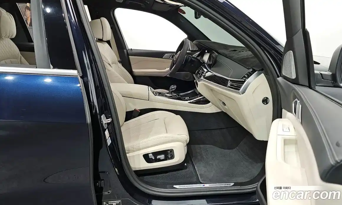 BMW X7 2022 3.0 Автомат в Москве № 320367, фото 13