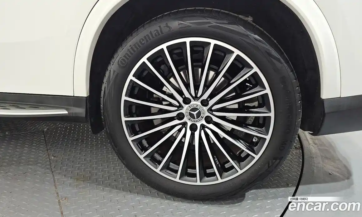 Mercedes-Benz GLC-Class 2024 2.0 Автомат в Москве № 321837, фото 20